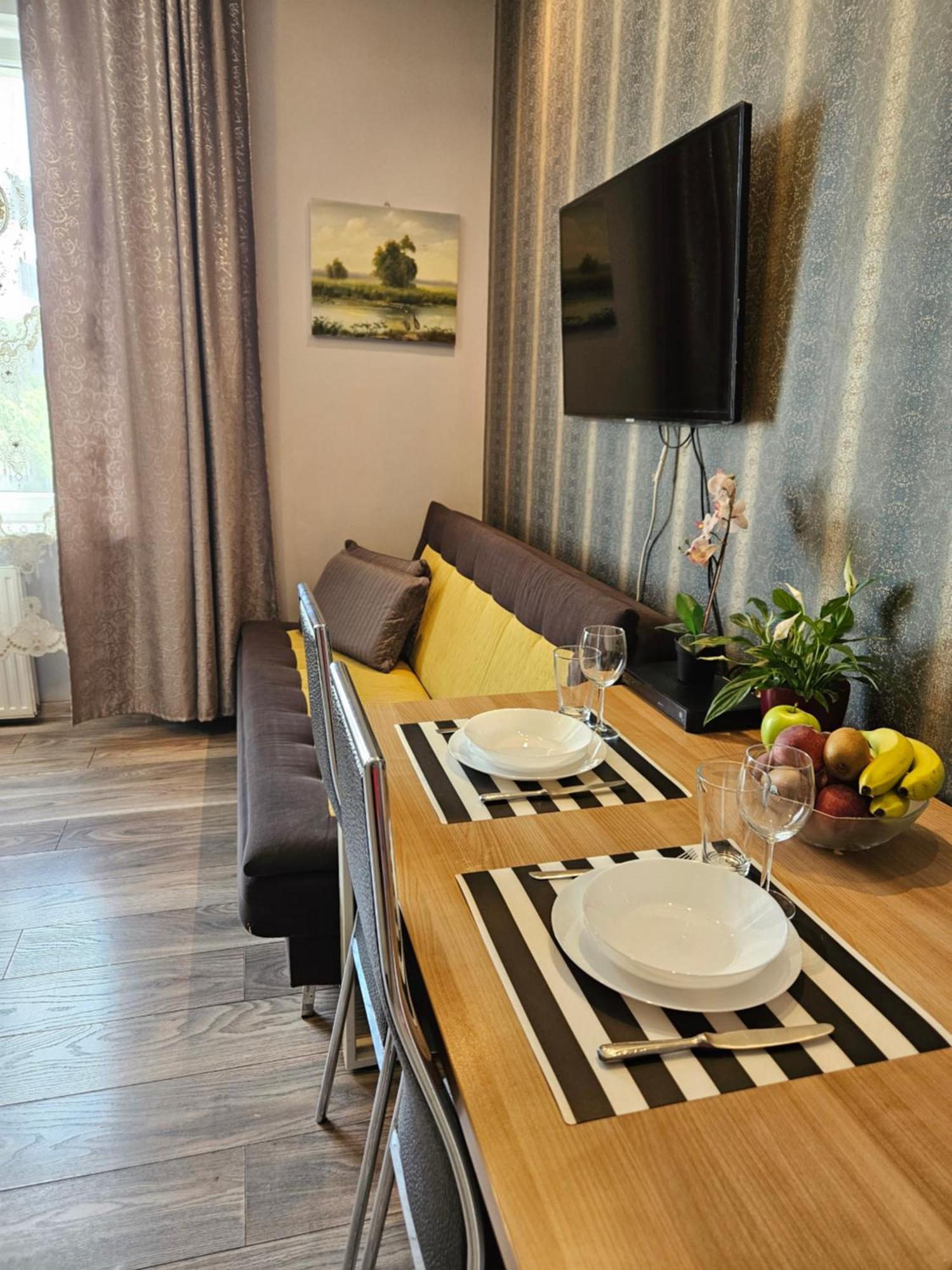 Studio Close To Royal Lazienki Park, Недалеко От Олинек Warschau Exterior foto